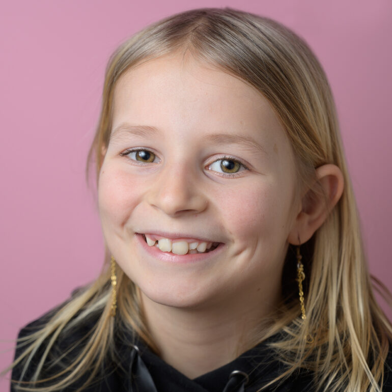 Portret tiener meisje